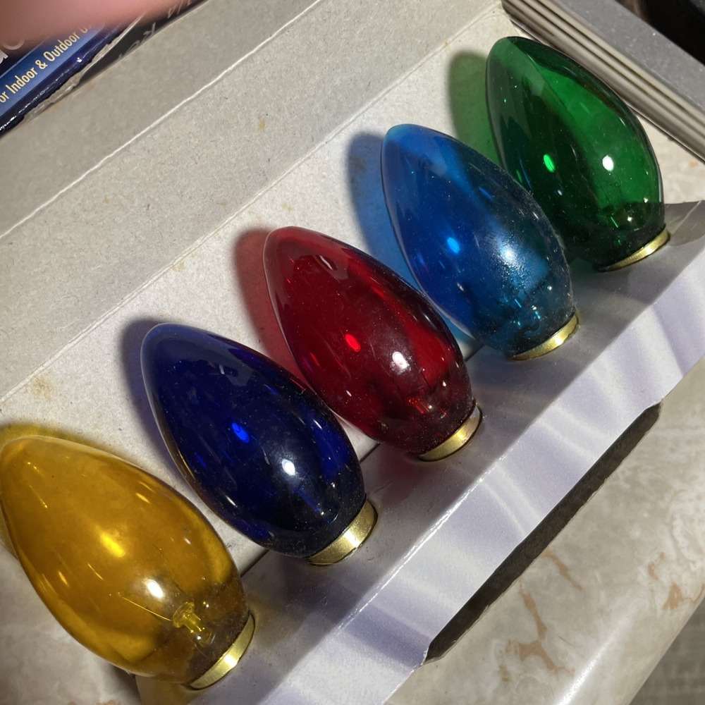 C - 9 1/4 Replacement Bulbs 5 Multicolor Pack 120 Volts 7 Watts